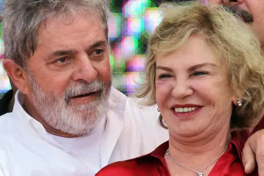 L'ex-président et son épouse ont été rattrapés ses derniers mois par l'enquête sur le gigantesque scandale.