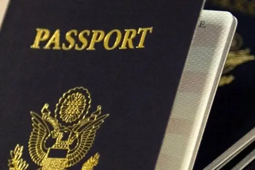 La diplomatie américaine a annoncé samedi être revenue sur la révocation de quelque 60.000 visas pour les États-Unis après qu'un juge a bloqué le décret migratoire de Donald Trump.