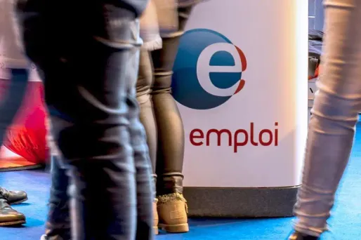 La quatrième et dernière séance de négociation au siège du Medef à Paris a accouché d'un accord avec les syndicats.