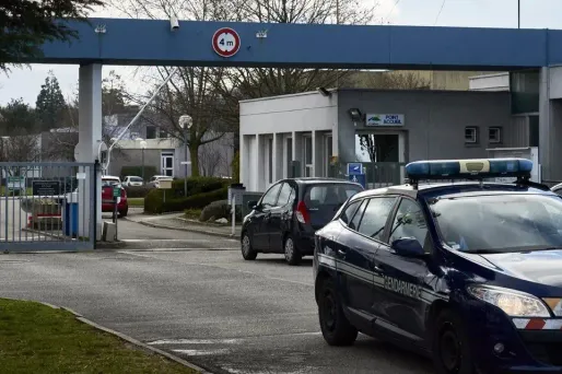 Aucune plainte n'a été déposée contre le médecin mais les témoignages à son encontre sont accablants.