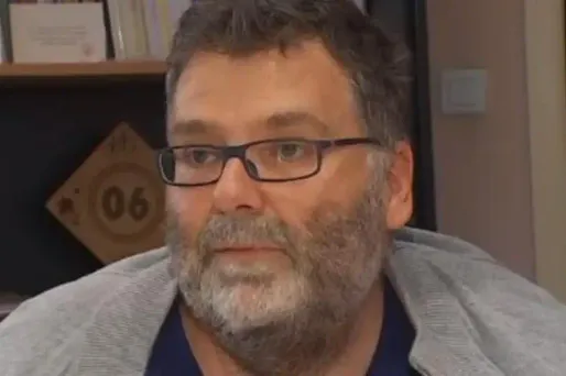 Hervé Pizzinat, qui a fait face au tireur qui a blessé trois lycéens, jeudi, dans un établissement de Grasse.