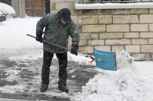 neige, Caen, 2013 crédit : CHARLY TRIBALLEAU / AFP - 1280
