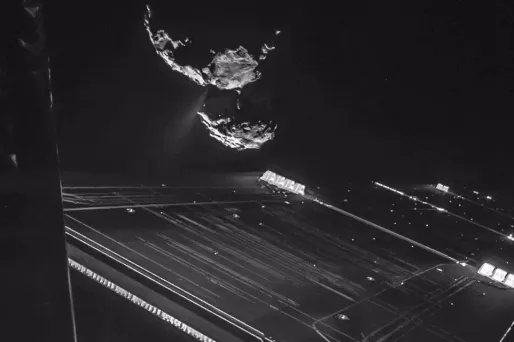 La sonde Rosetta a pu étudier les sursauts d'activité de la comète Tchouri, sur laquelle elle s'est écrasée volontairement.