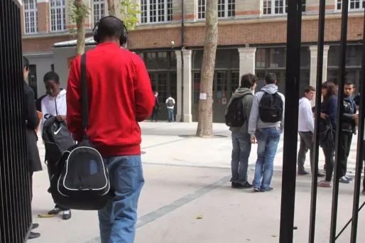 L'étude montre que les 7.000 lycéens du panel légitiment plus facilement que les autres l'usage de la violence.