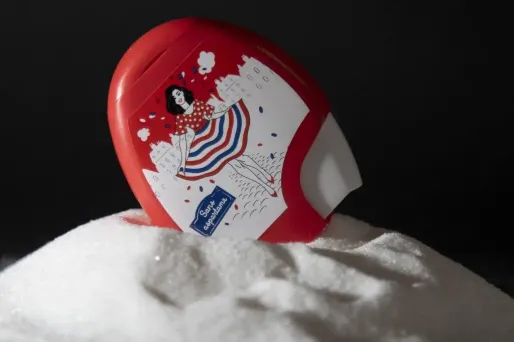 Santé : l'aspartame, utilisé comme alternative au sucre dans des milliers de produits, est-il dangereux pour la santé ?