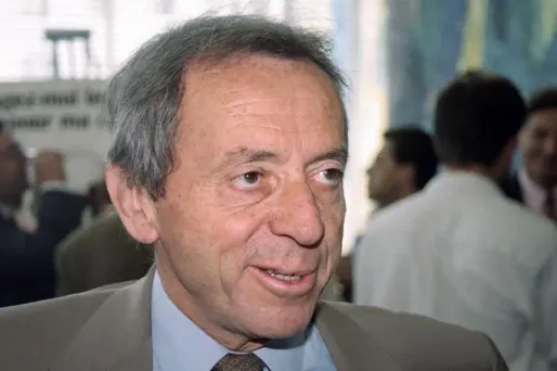 ARCHIVES - Quand Pierre Bouteiller était reporter sur Europe 1