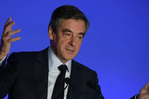 Devant Les Amis du Crif, François Fillon a rappelé que le Front national constituait une "ligne rouge".