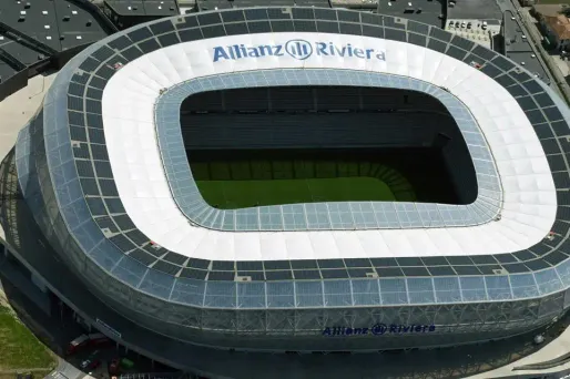 L'Allianz Riviera accueillera des légendes des équipes de France et d'Italie le 17 juin prochain.
