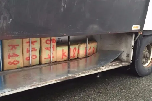 Lyon : les fruits qui avaient servi à cacher de la drogue donnés à la banque alimentaire