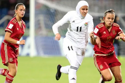 Nike lancera un voile islamique sportif en 2018