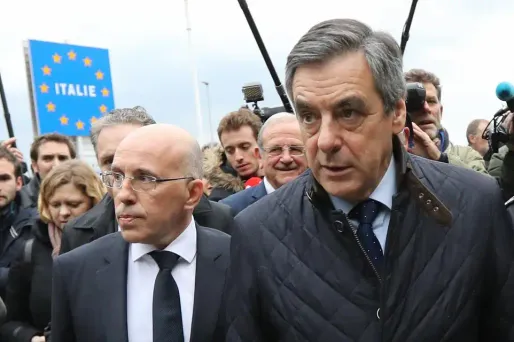 Eric Ciotti (à gauche) et François Fillon, en visite près de la frontière franco-italienne, le 11 janvier 2017.