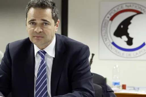 Méthodes des "stups" : levée de la garde à vue de l'ex-patron de la lutte antidrogue