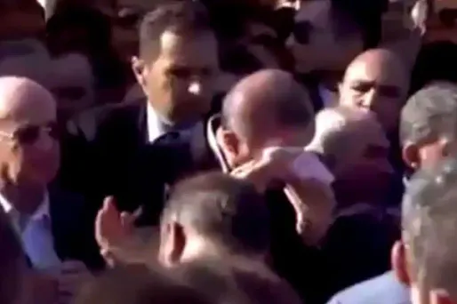 Turquie : Erdogan en larmes aux obsèques d'une victime du putsch manqué