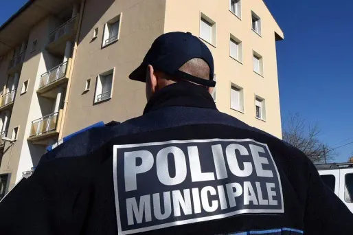 L'homme de 86 ans a été placé en garde à vue