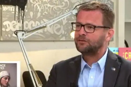 Le député européen de droite renvoyé devant le tribunal correctionnel dans l'affaire Bygmalion, va voter Emmanuel Macron, a-t-il indiqué mercredi à "Mediapart".