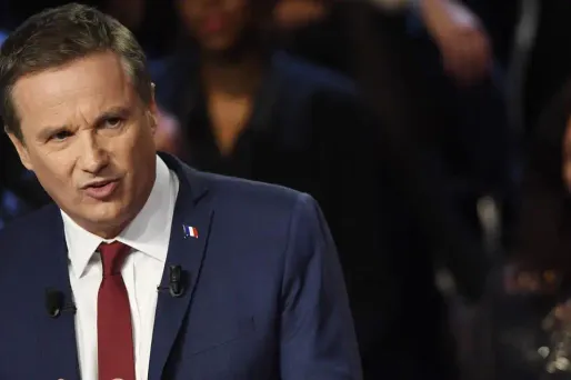 Débat de la présidentielle : Dupont-Aignan s'en prend à Fillon sur l’Europe