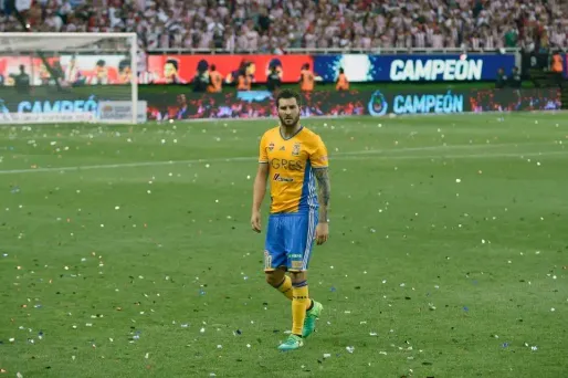 L'incident en question a eu lieu à l'issue de la finale retour perdue lors du tournoi de clôture du Championnat.