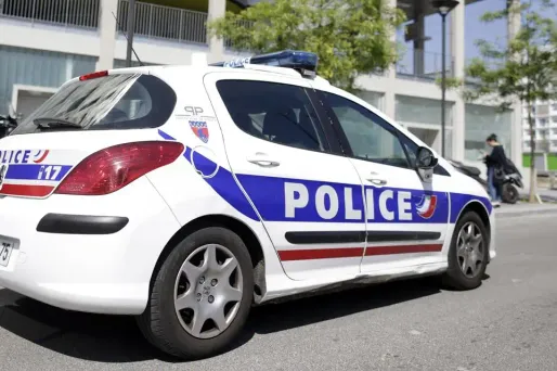 L'enquête a été confiée à l'antenne de la police judiciaire d'Avignon.