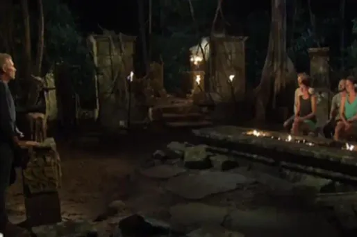 Avec seulement deux votes contre elle, Claire a dû quitter l'aventure.