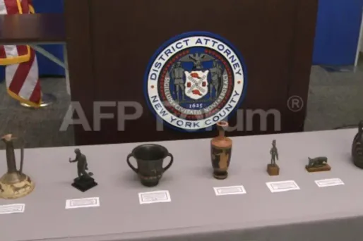 objets antiques, new York rend à l'Italie crédit : Aron Ranen / AFP - 1280