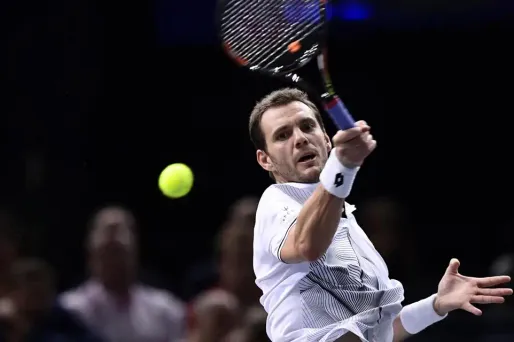 Âgé de 35 ans, l'ancien 12e joueur mondial n'avait pas reçu d'invitation de la Fédération française de tennis pour disputer le tournoi.