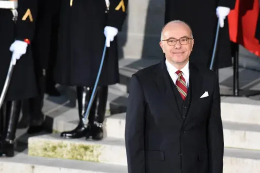 Cazeneuve appelle à voter à gauche pour faire "réussir" Macron