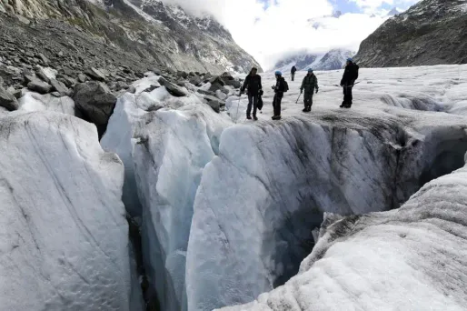Mont Blanc, mer de glace crédit : PHILIPPE DESMAZES / AFP - 1280