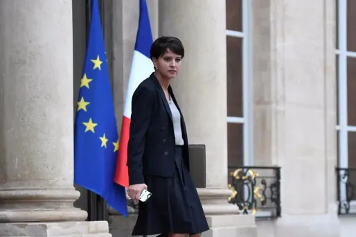 Najat Vallaud-Belkacem appelle à "ne pas jouer la démocratie à la roulette russe"