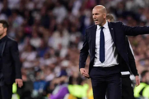 Zidane et le Real ont largement dominé l'Atlético de Simeone (à gauche), mardi soir en demi-finale aller.