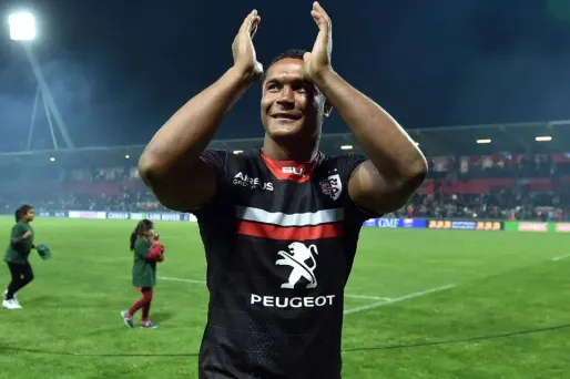 L'ancien capitaine emblématique du XV de France Thierry Dusautoir a joué samedi son dernier match sous les couleurs du Stade Toulousain.