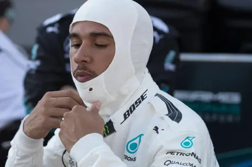 Le Grand Prix d'Azerbaïdjan a été le théâtre de vives tensions entre Sebastian Vettel (Ferrari) et Lewis Hamilton (Mercedes) sur la piste, dimanche.