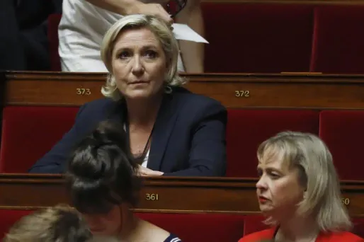 Le syndicat de police Alliance avait dénoncé le dispositif de surveillance du domicile de la présidente du FN dans les Yvelines, qui gênerait la bonne marche du service.