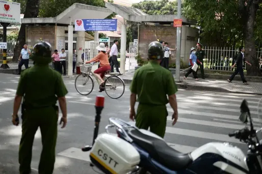 Un dissident franco-vietnamien expulsé vers la France