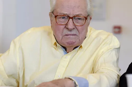 Les dirigeants du parti avaient prévenu ces derniers jours Jean-Marie Le Pen.