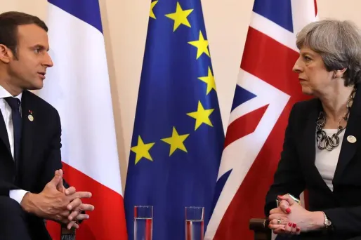 Emmanuel Macron souhaite apporter toute son aide au Royaume-Uni dans la lutte antiterroriste.