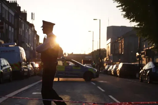 L'assaillant a foncé avec une camionnette sur des fidèles près d'une mosquée.