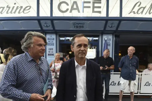 Robert Ménard, le maire de Béziers, a répondu jeudi à l'invitation de Gilbert Collard, candidat à sa réélection dans le Gard.