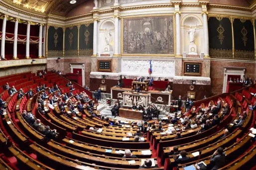 Législatives : que disent les derniers sondages ?