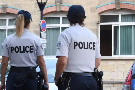 L'enseignante de CE2 aurait giflé un garçon de 8 ans, sourd et hyperactif, parce-qu'il avait écrit sur une table, selon l'académie. (Illustration)