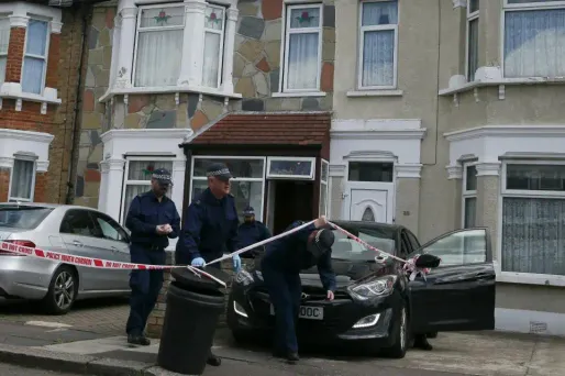 Trois suspects ont été interpellés dans le même quartier d'Ilford, dans la banlieue est de Londres.