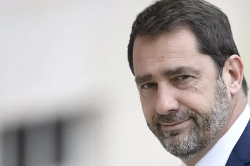 D'après Christophe Castaner, le parlement devrait avoir fini de siéger entre le 4 et le 18 août.