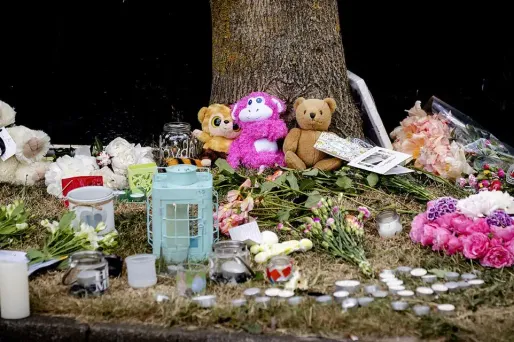 La police estime à ce stade de l'enquête, qu'il ne semble "pas y avoir de lien" entre les deux affaires.