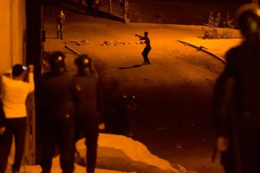 Affrontements entre manifestants et policiers dans le nord du Maroc.