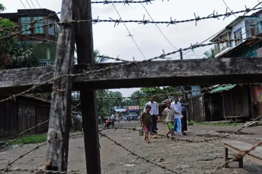 Une partie des réfugiés se sont vu refuser l'accès au Bangladesh ces derniers jours.
