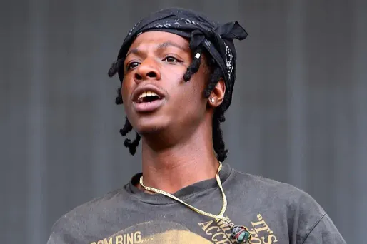 Joey Bada$$ a tenté de défier le soleil. Visiblement, mal lui en a pris…