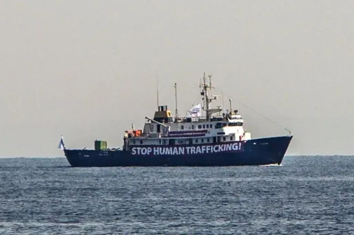 Après quelques patrouilles autour des navires de secours des ONG qui opèrent en mer Méditerranée, les militants du C-Star ont mis fin à leur mission
