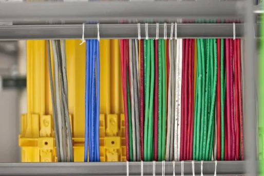 Haute-Garonne : cinq hommes écroués après avoir volé 50 km de câbles téléphoniques