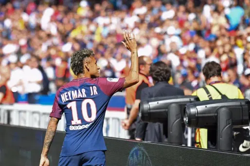 Neymar attend de pouvoir faire ses débuts avec le maillot du PSG.
