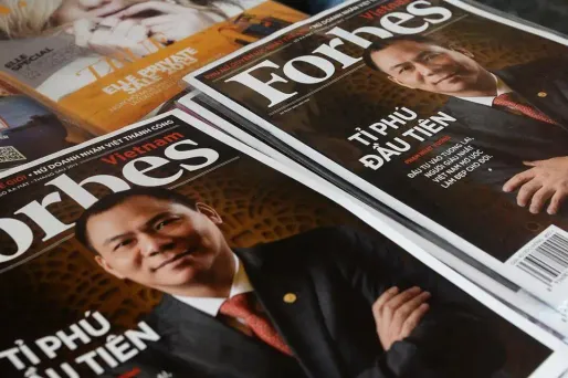 Le magazine financier Forbes va lancer une version papier en France.