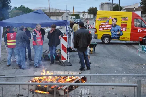 Des barrages filtrants et des tentatives de blocage ont été rapportés dès mardi matin. Image d'illustration.